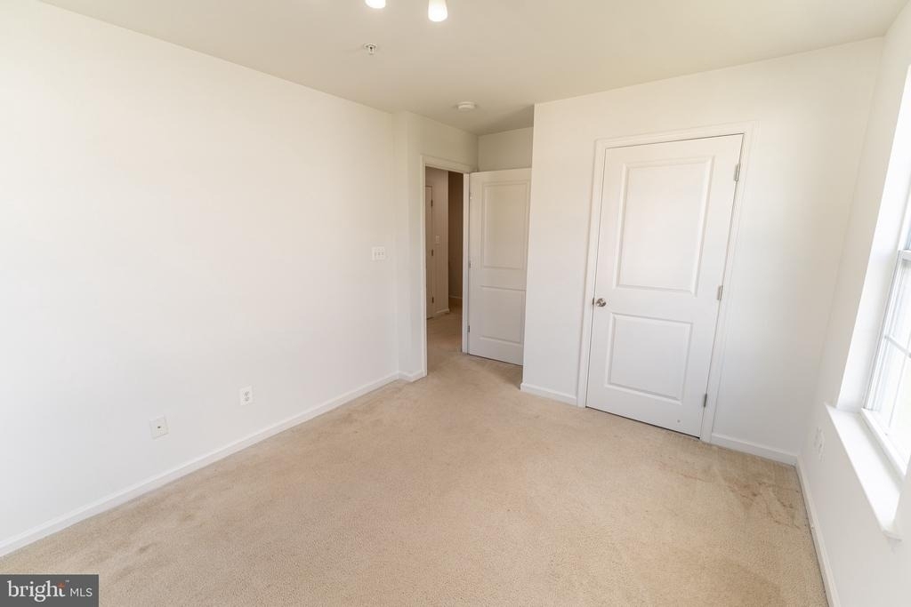 230 Garrison Way - Photo 43