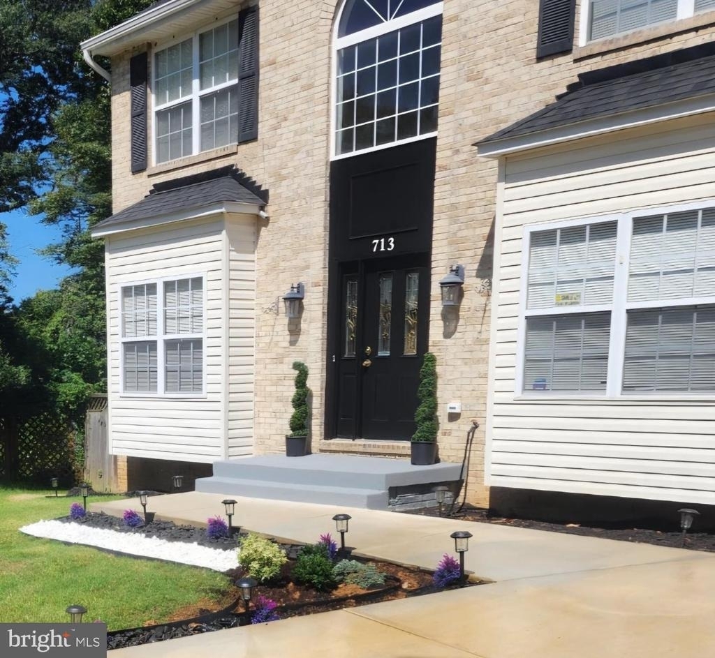 713 Bonnie Meadow Lane - Photo 3