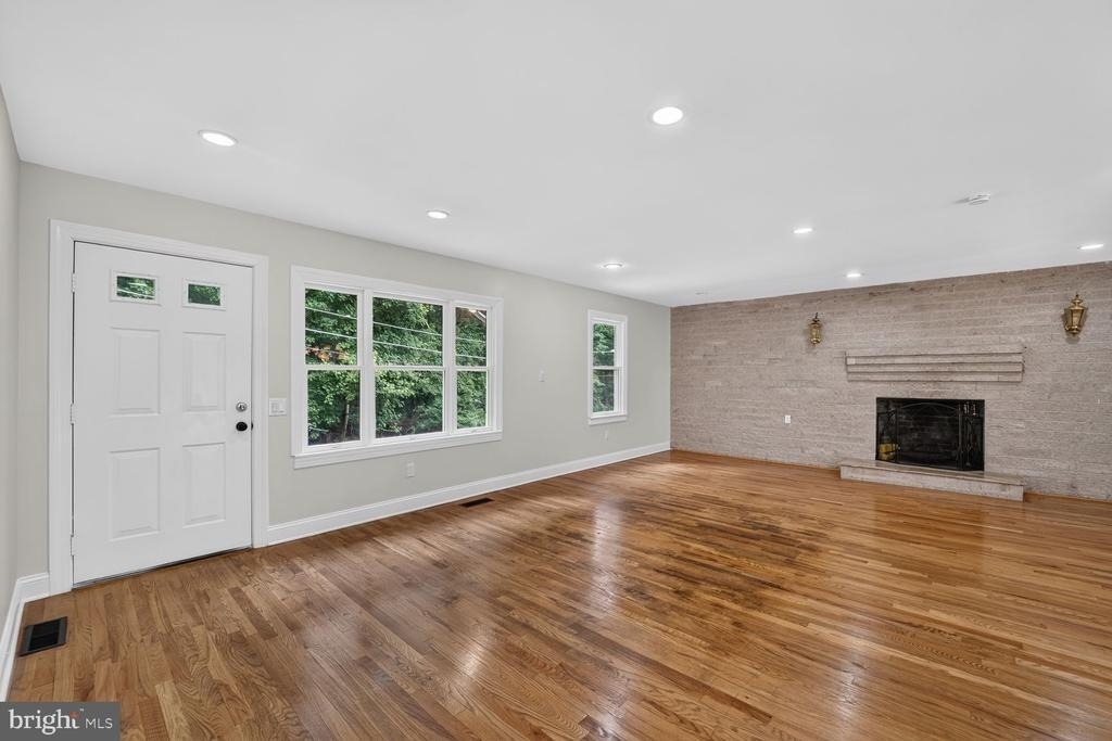 7012 Noah Drive - Photo 12