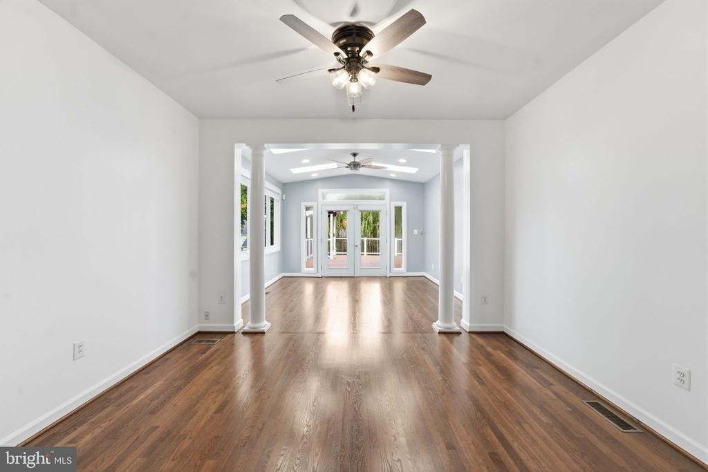 15621 Quince Orchard Road - Photo 8