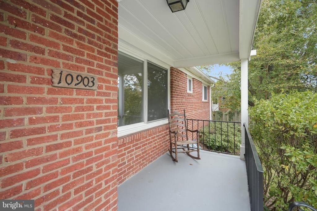 10903 Stillwater Avenue - Photo 3
