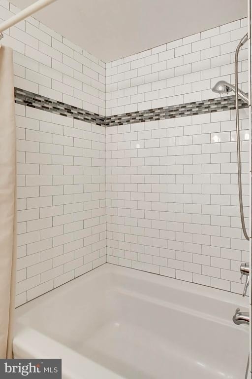 5707 Brewer House Circle - Photo 19