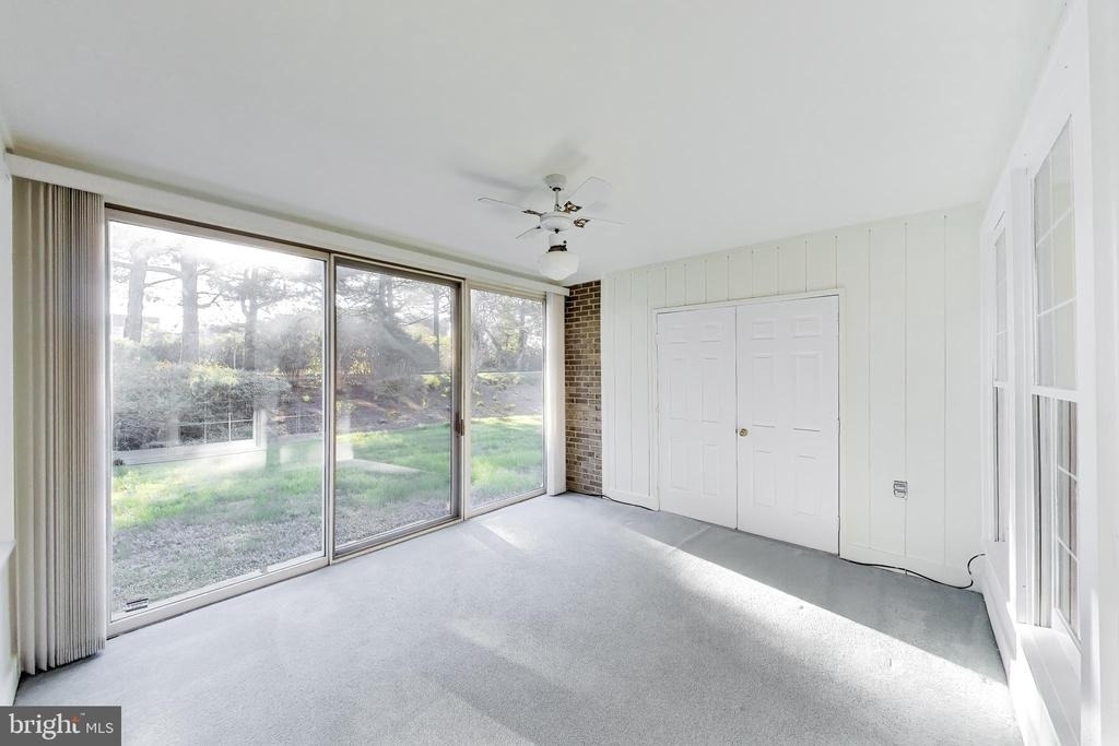 5707 Brewer House Circle - Photo 11