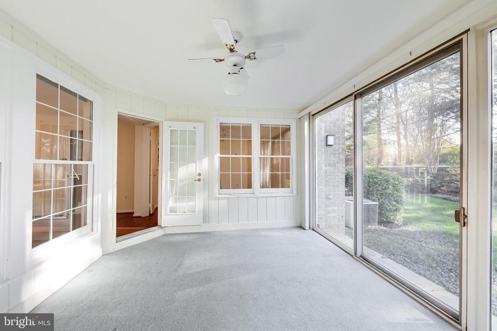 5707 Brewer House Circle - Photo 12