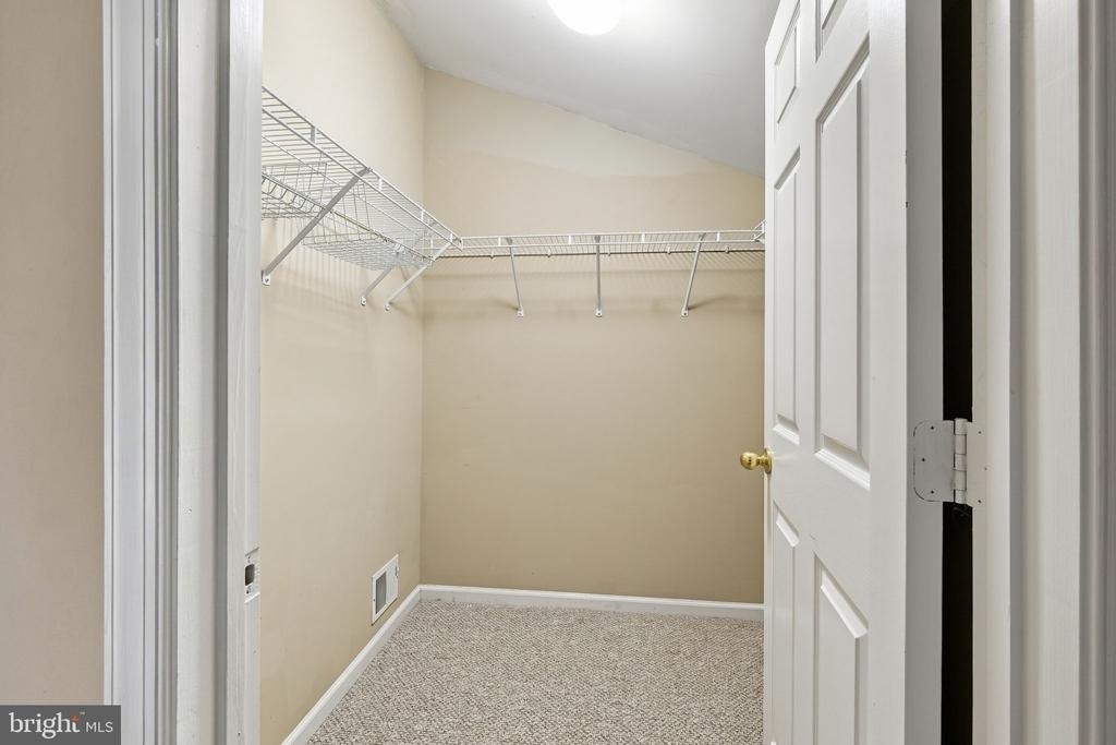 340 Hart Mews - Photo 18