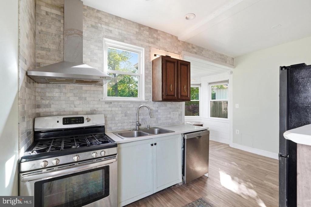605 Ethan Allen Avenue - Photo 19
