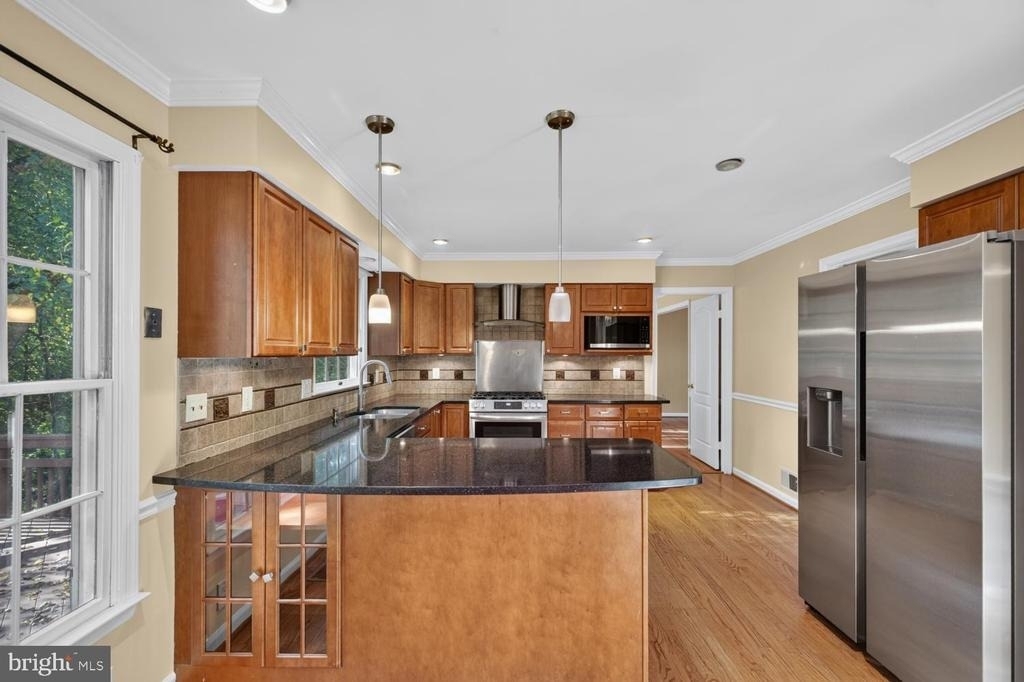 2512 Locustwood Place - Photo 3