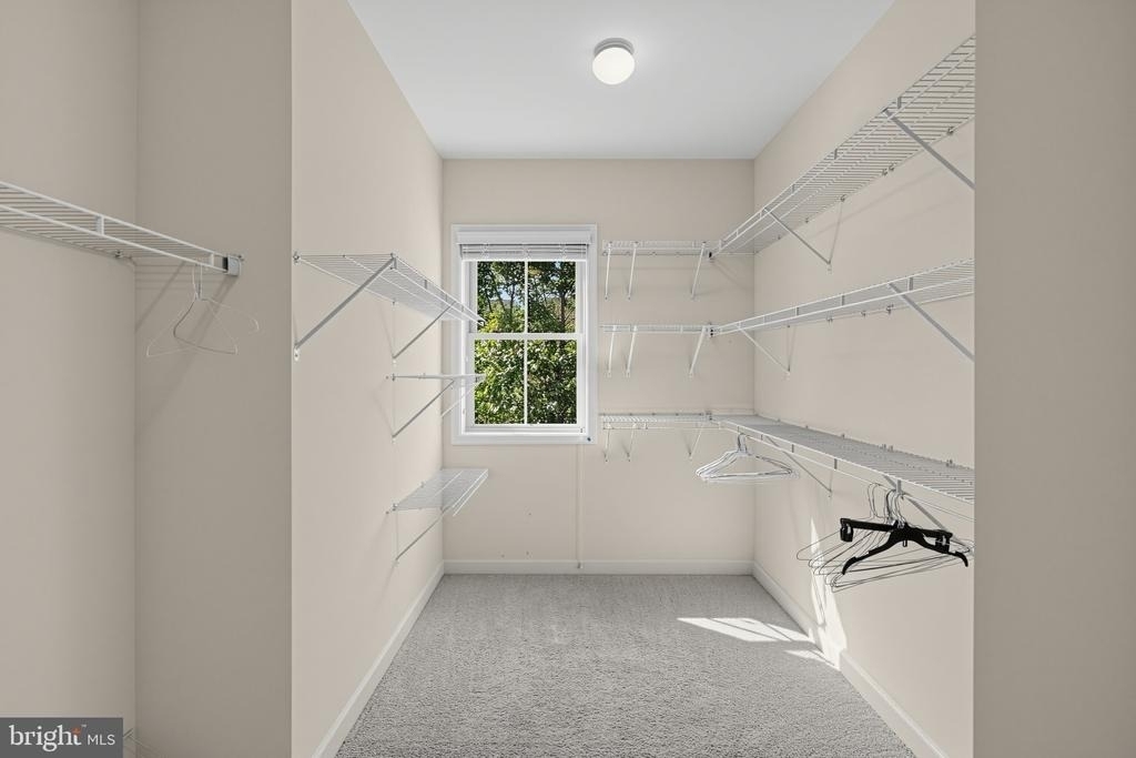 22805 Broadway Avenue - Photo 32