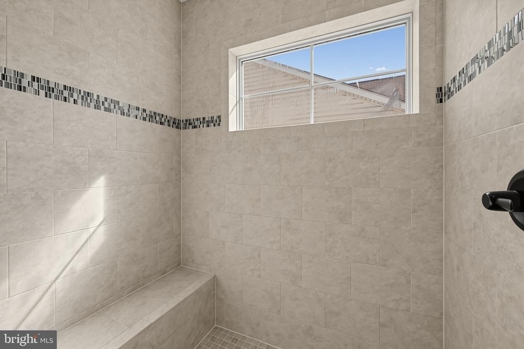 22805 Broadway Avenue - Photo 6
