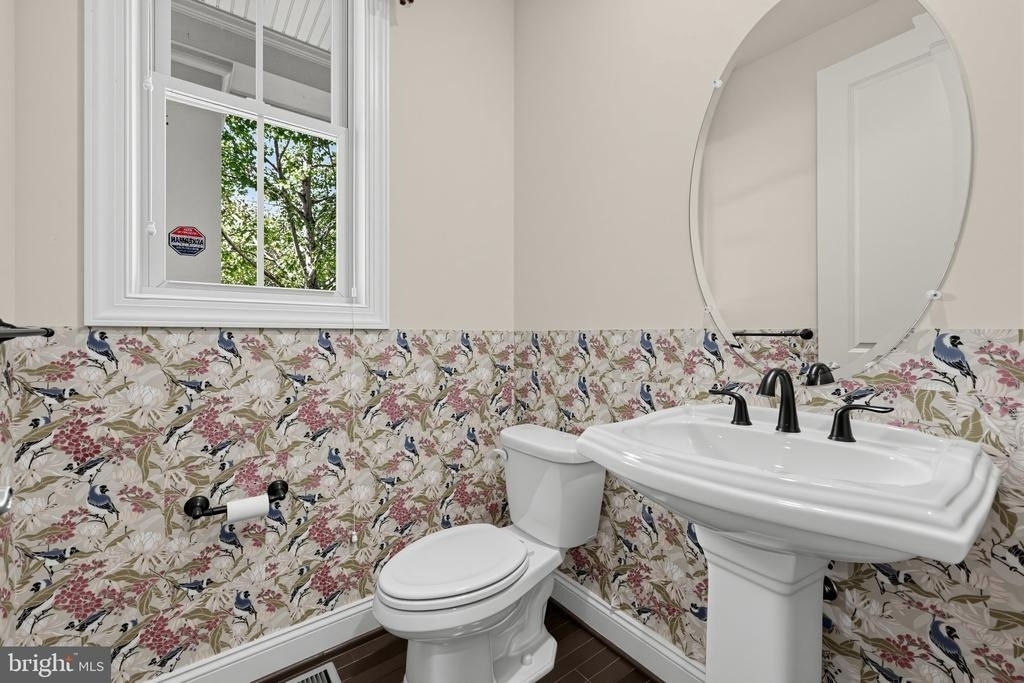 22805 Broadway Avenue - Photo 4