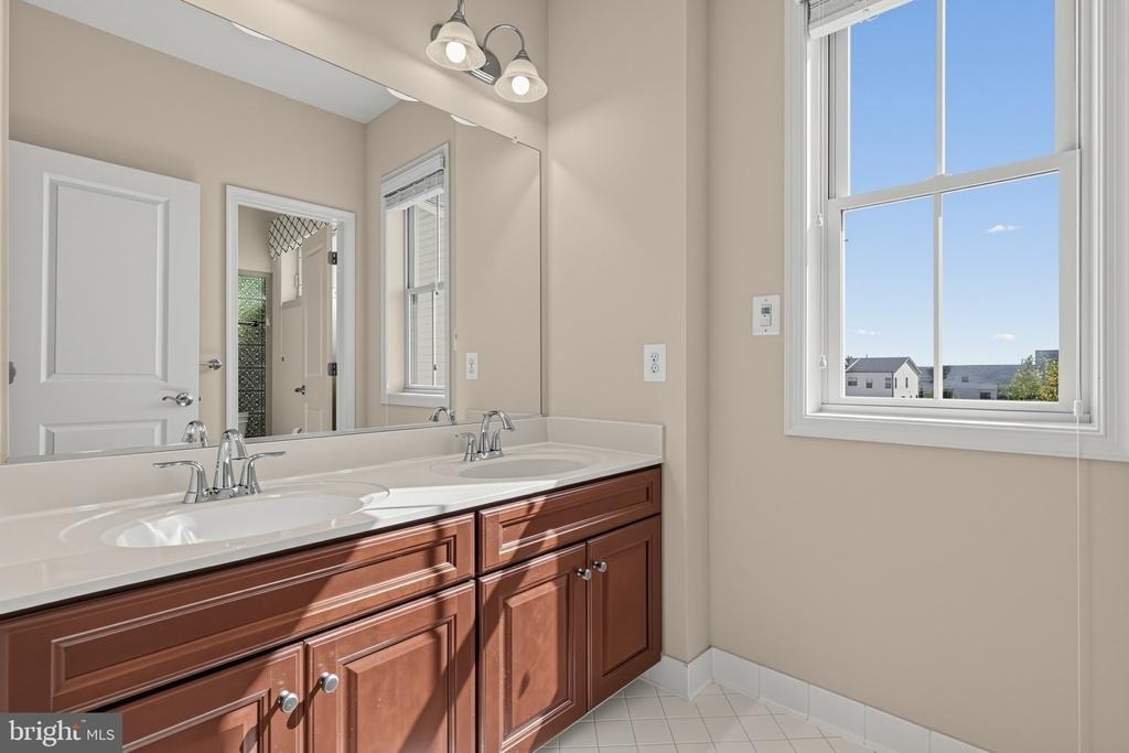 22805 Broadway Avenue - Photo 20
