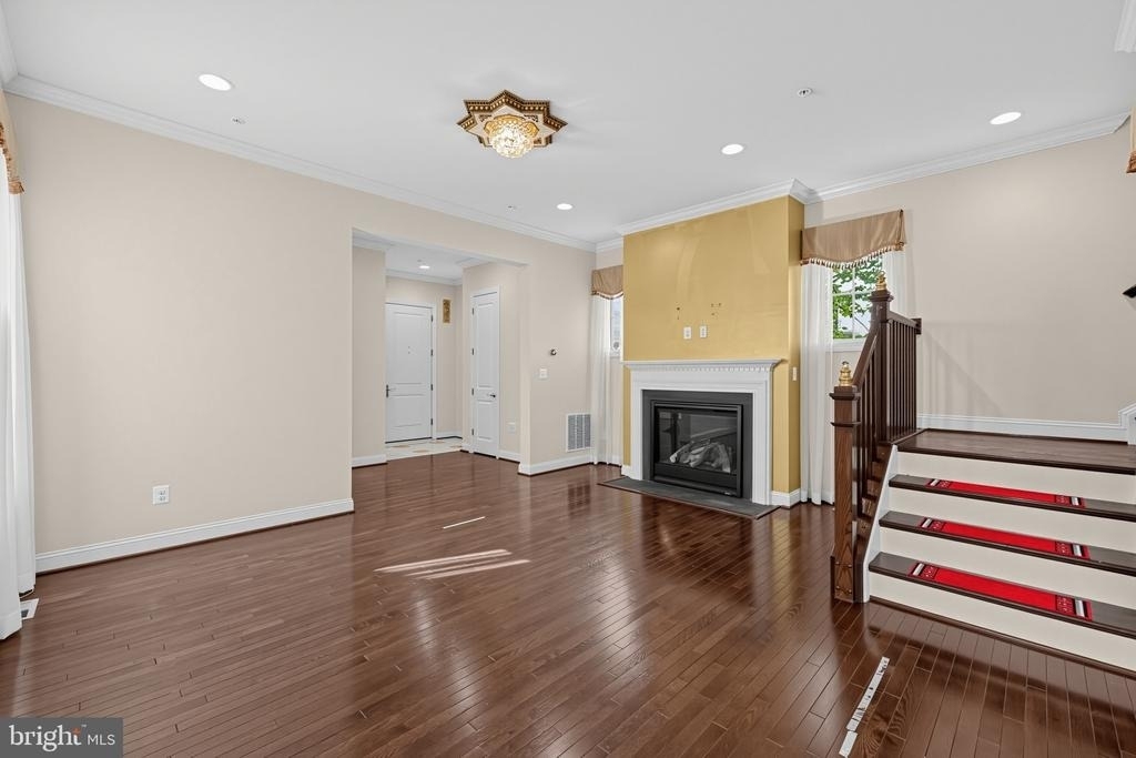 22805 Broadway Avenue - Photo 18
