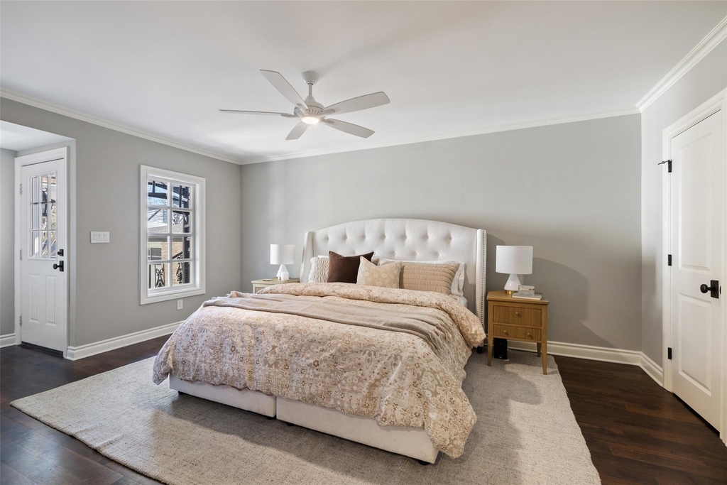 1810 W 35th St - Photo 25