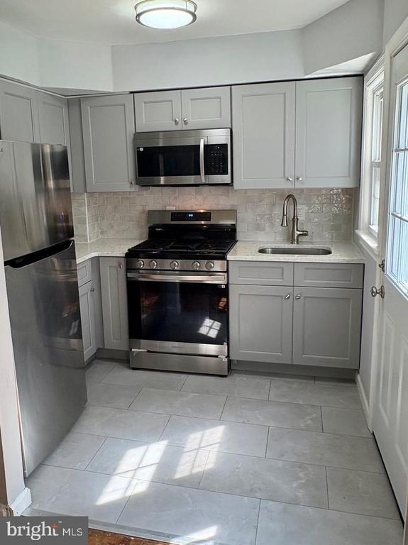 1742 E West Highway - Photo 4