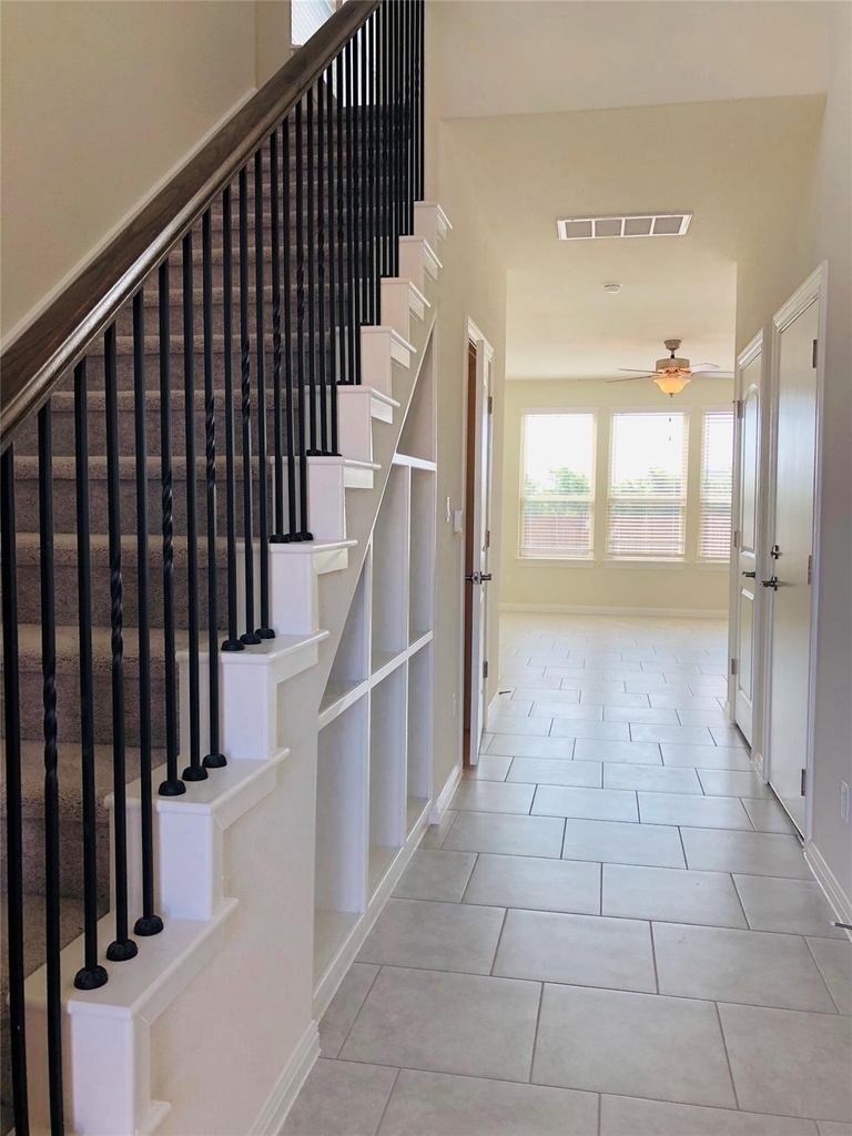 15909 Cessida St - Photo 1