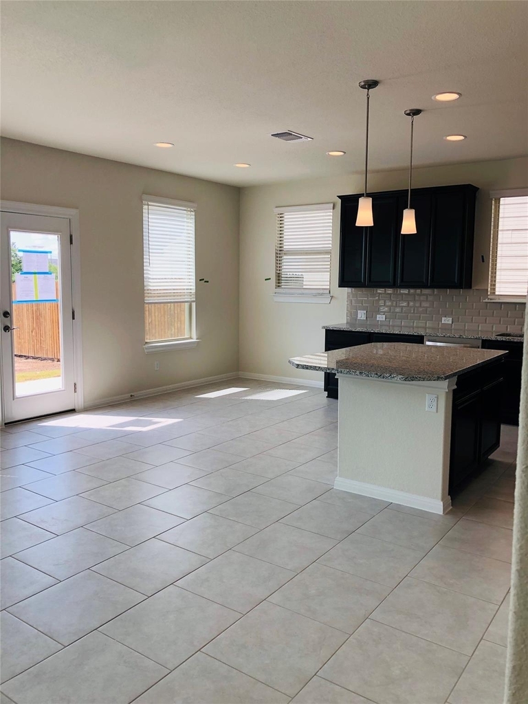 15909 Cessida St - Photo 6