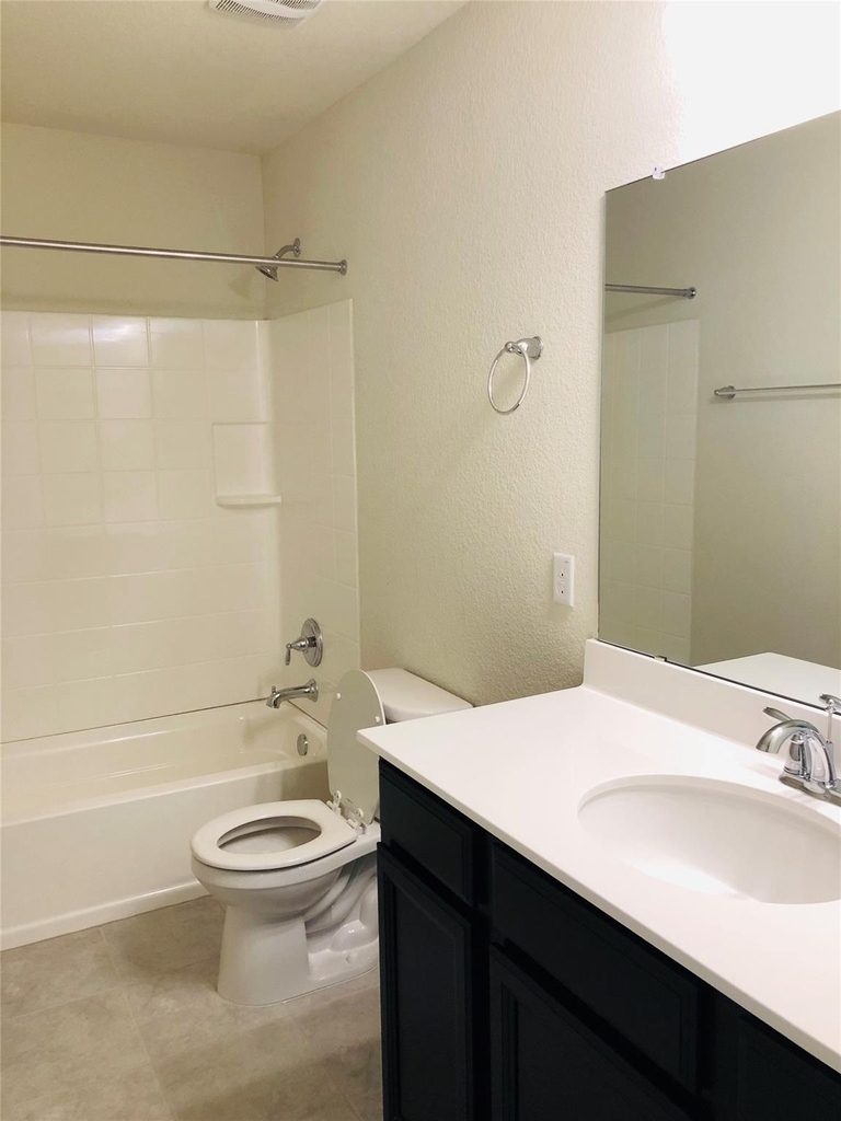 15909 Cessida St - Photo 11