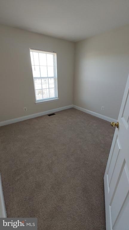 641 Berwick Court - Photo 14
