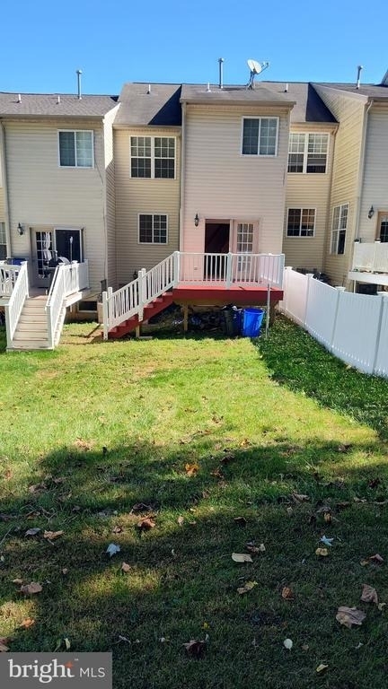 641 Berwick Court - Photo 8