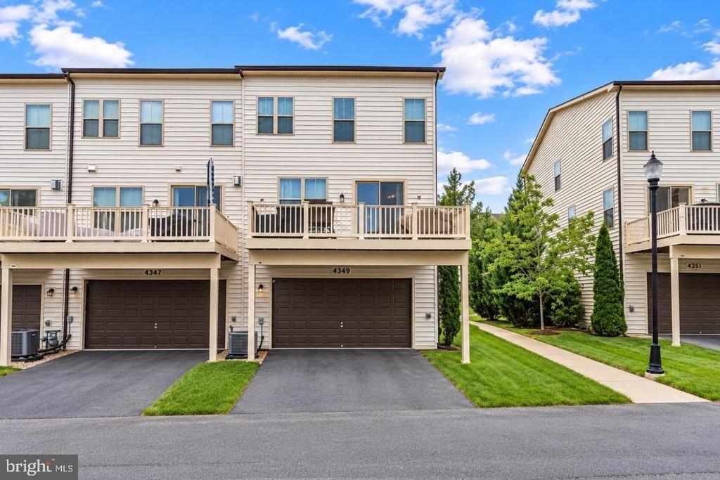 4349 Viridian Terrace - Photo 21