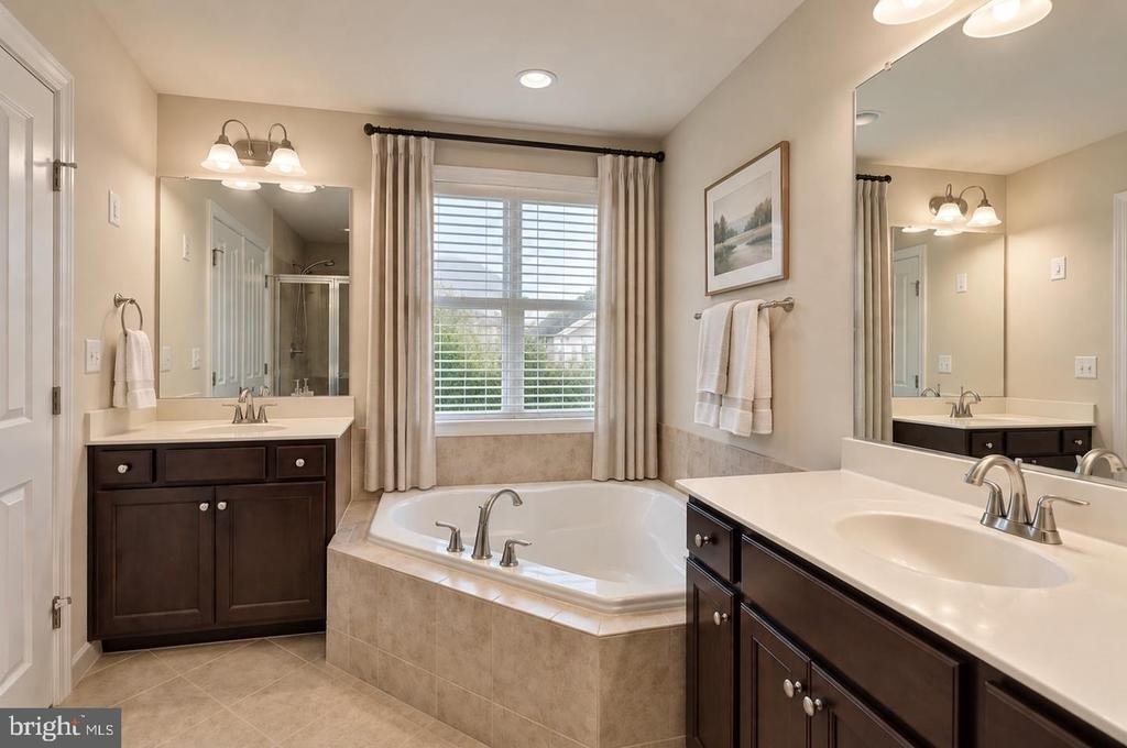 4349 Viridian Terrace - Photo 19