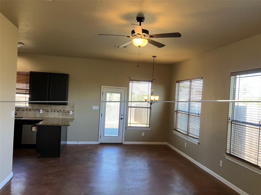 120 Pahala Ct - Photo 3