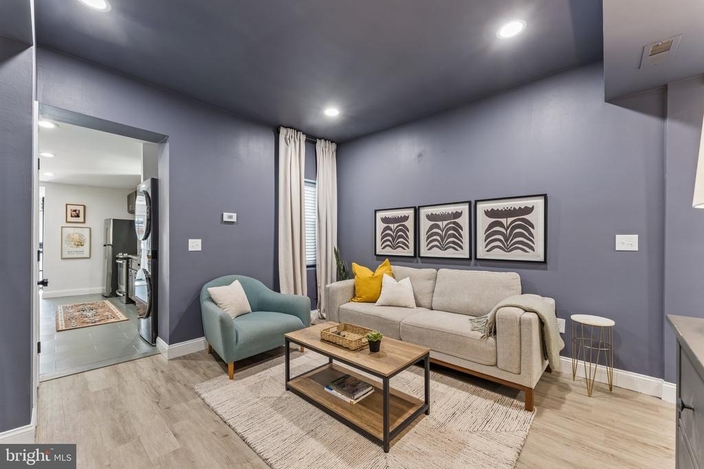 1709 Bank Street - Photo 6