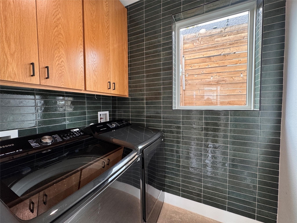 2919 E 13th St - Photo 14