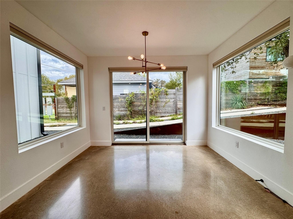 2919 E 13th St - Photo 12