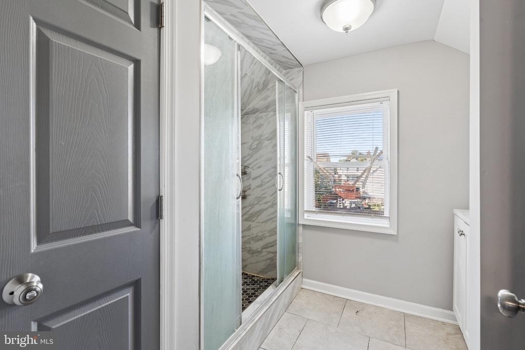 6716 Danville Avenue - Photo 10