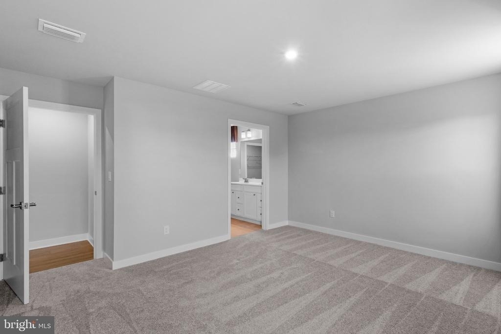 338 Heritage Shores Circle - Photo 18