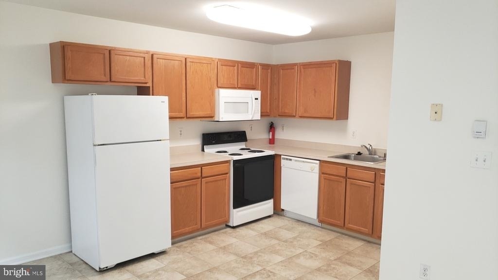 33 Tether Court - Photo 3