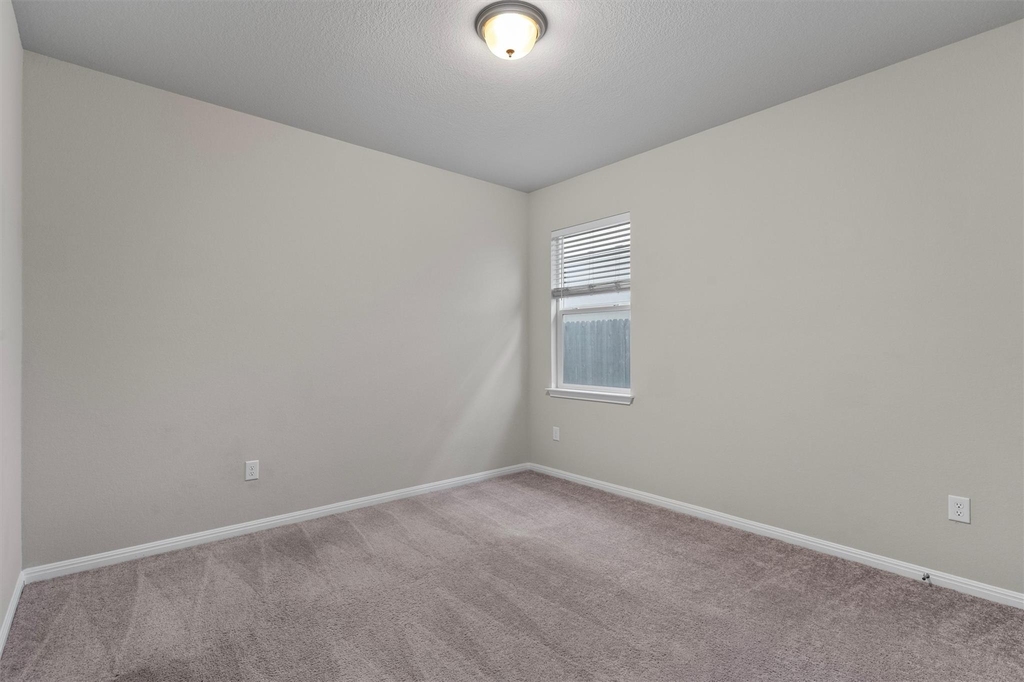 6400 Rafferty Ln - Photo 18