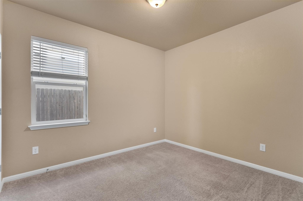 6400 Rafferty Ln - Photo 20