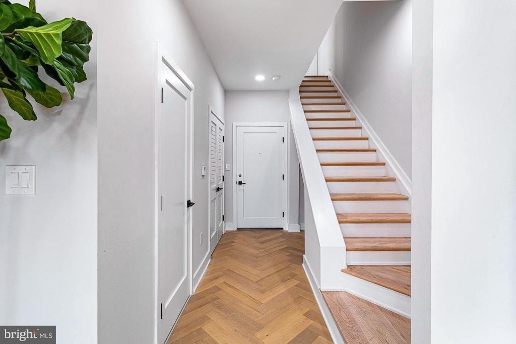 1516 East Capitol Street Ne - Photo 42