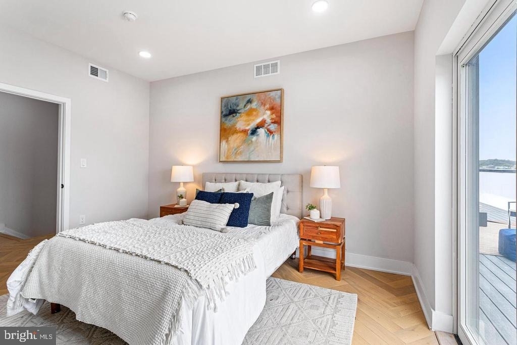1516 East Capitol Street Ne - Photo 35