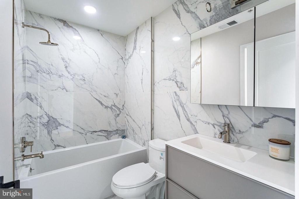 1516 East Capitol Street Ne - Photo 31