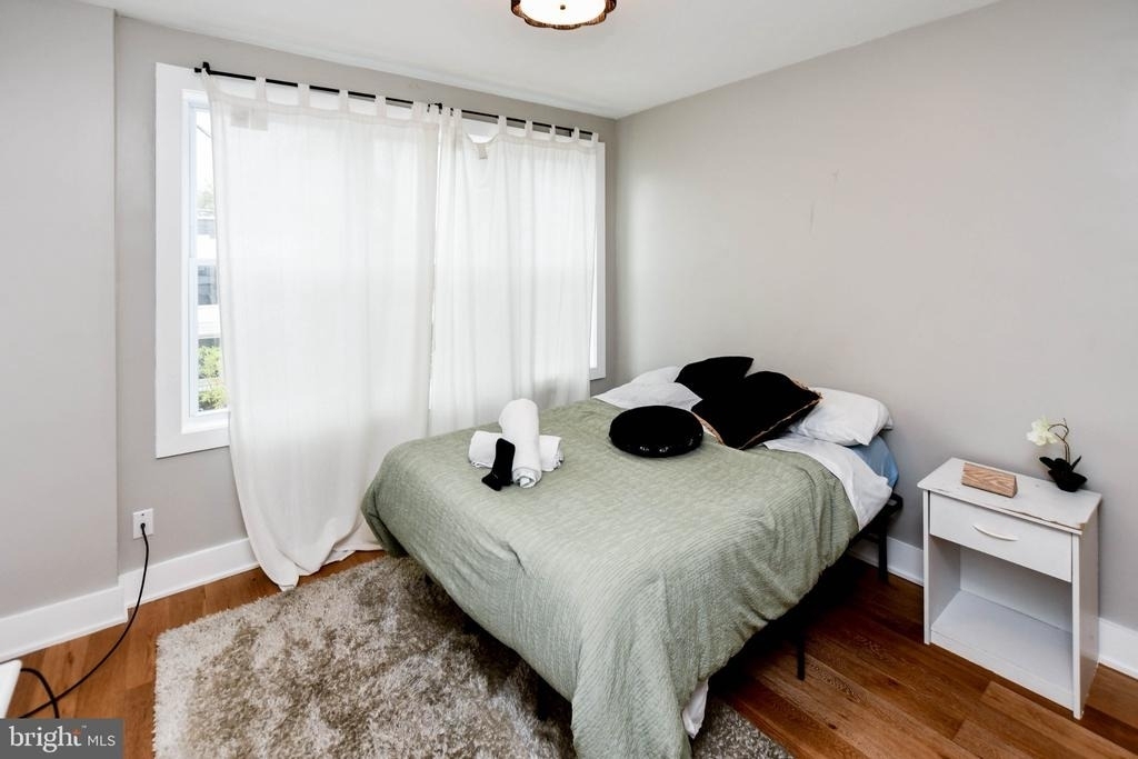 1825 Providence Street Ne - Photo 13