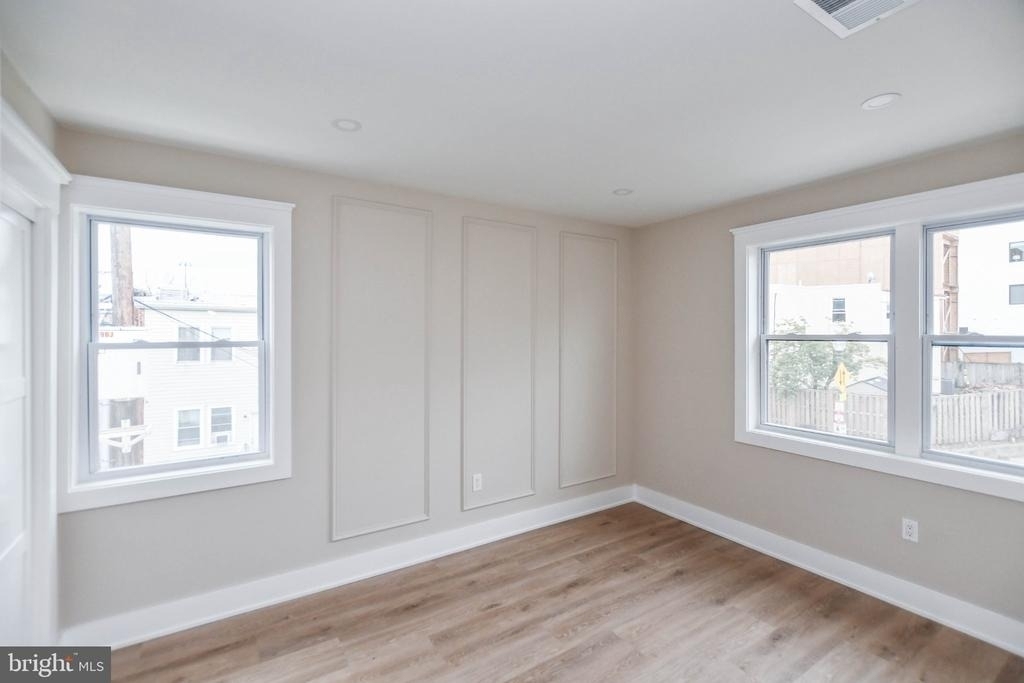 1274 Meigs Place Ne - Photo 8