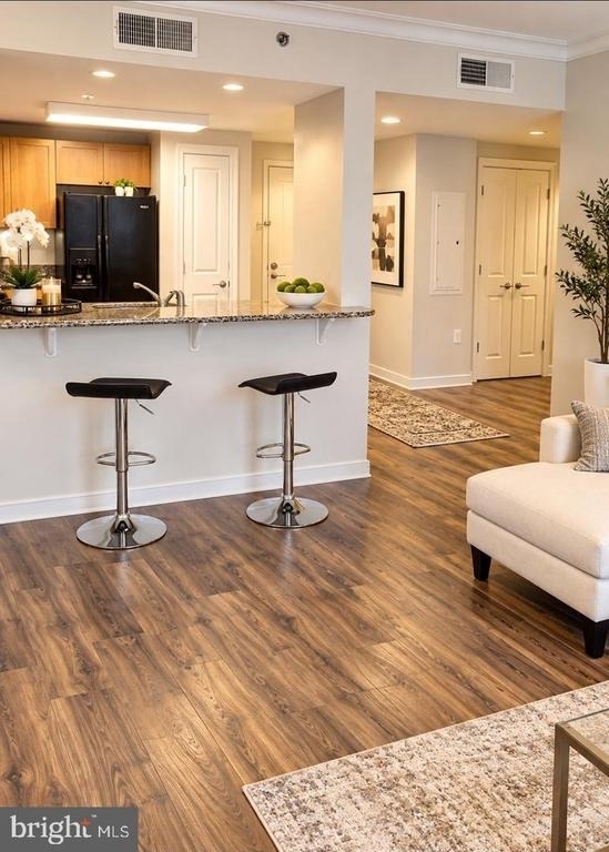 777 7th Nw - Photo 3
