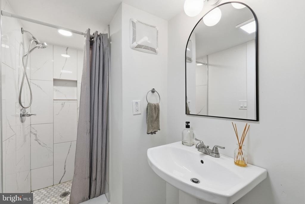 200 Cromwell Terrace Ne - Photo 31