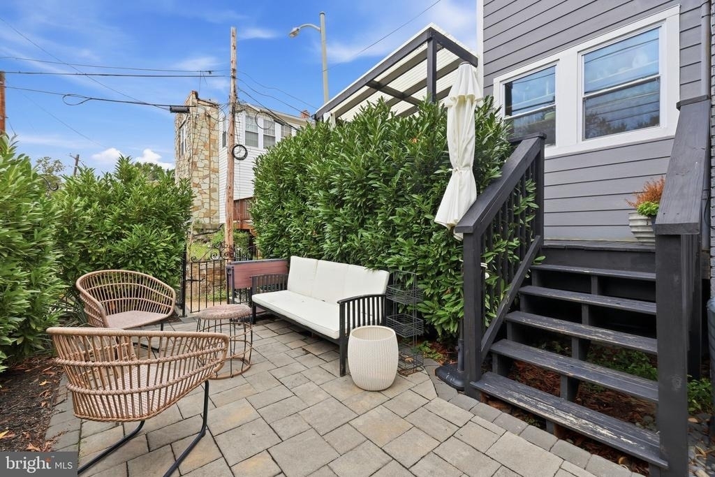 200 Cromwell Terrace Ne - Photo 3
