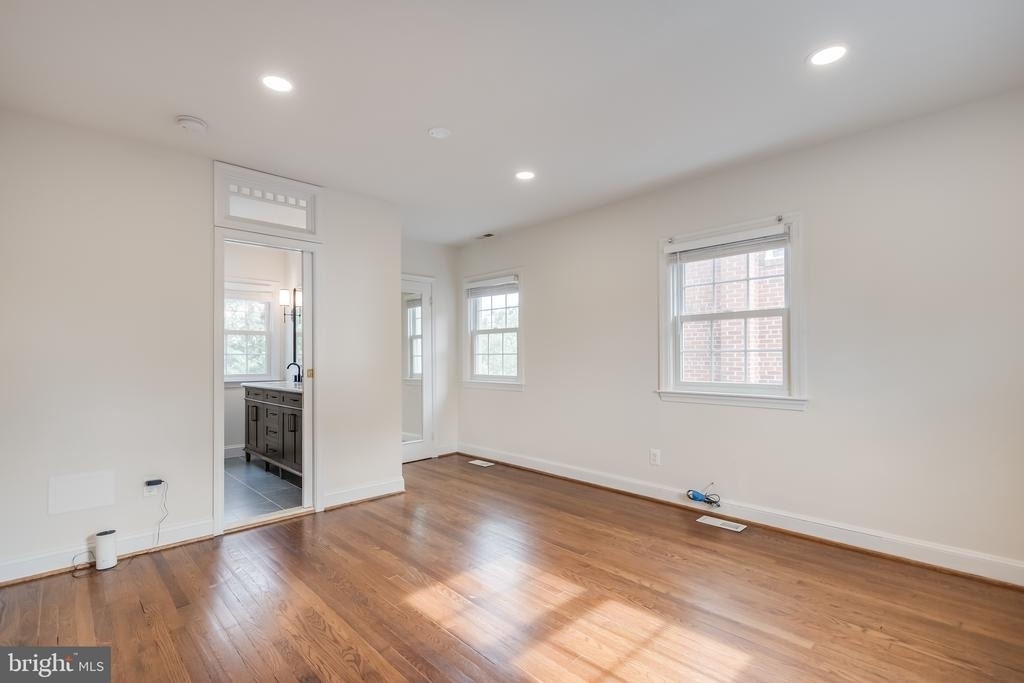 3363 Denver Street Se - Photo 11