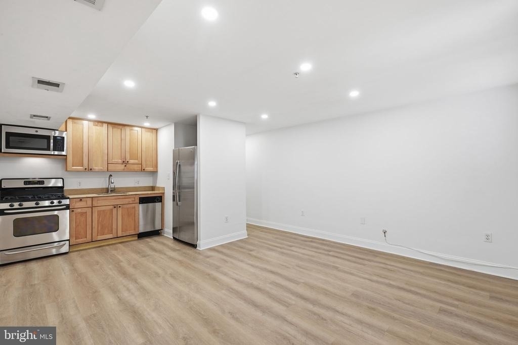 1729 Church Street Nw - Photo 2