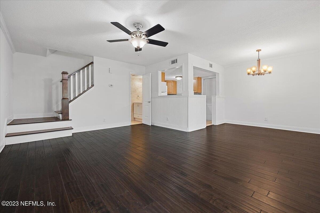 101 Villa Del Mar Drive - Photo 3