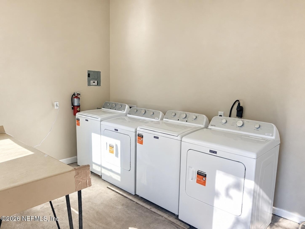 3212 Herschel Street - Photo 10