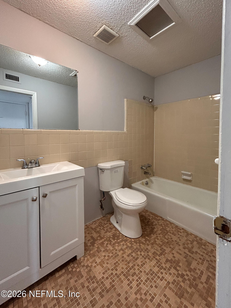 1124 Woodruff Avenue - Photo 9