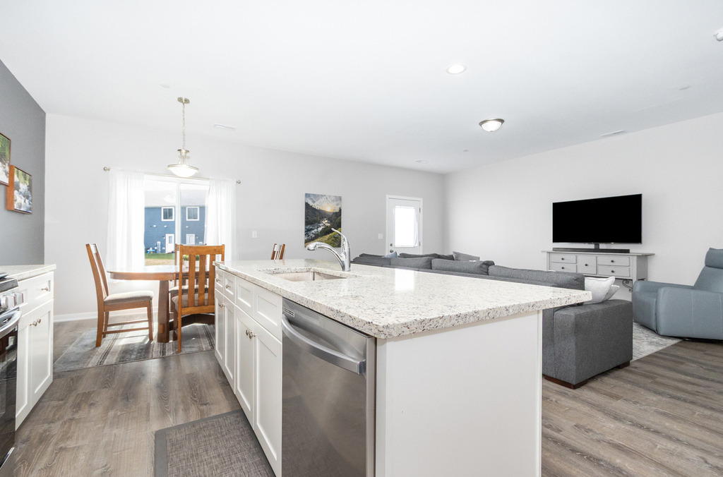 1035 Gillespie Lane - Photo 6