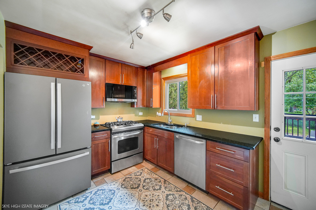 2905 Edgewood Parkway - Photo 6