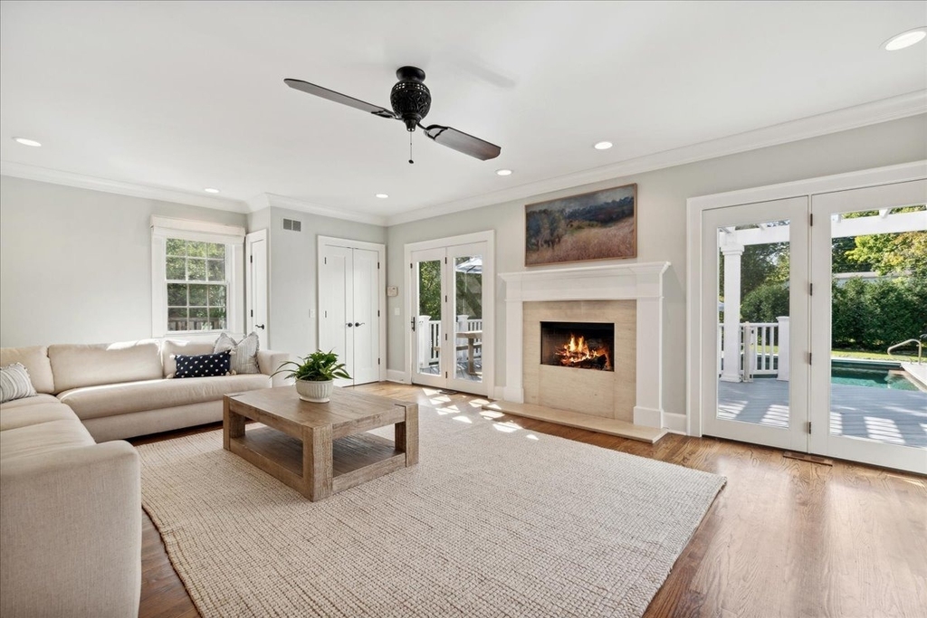 1094 Pine Street - Photo 6